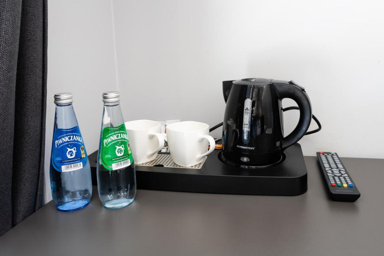 Noclegijarocin Bed & Breakfast エクステリア 写真